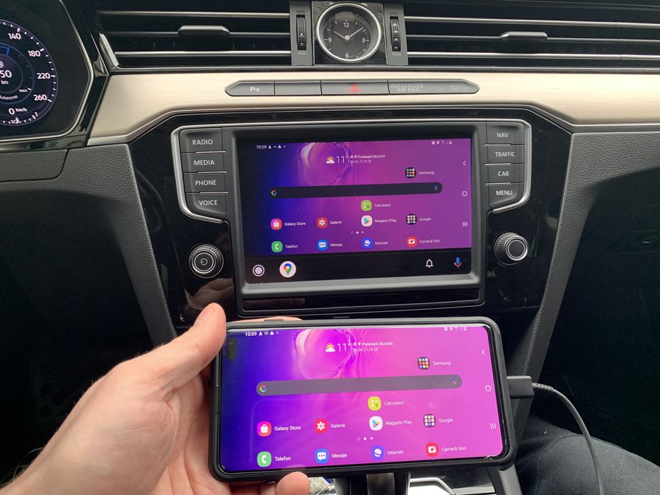 MIB CarPlay și Android Auto Volkswagen Audi Seat Skoda