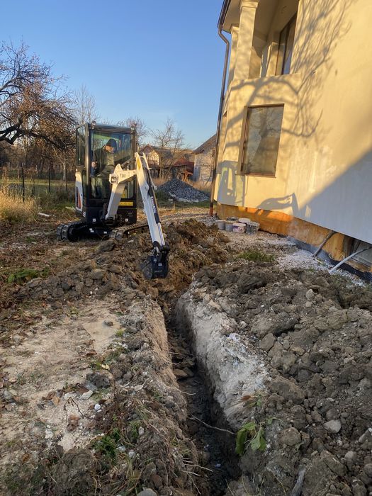 Inchiriez nacela , excavator, picamer