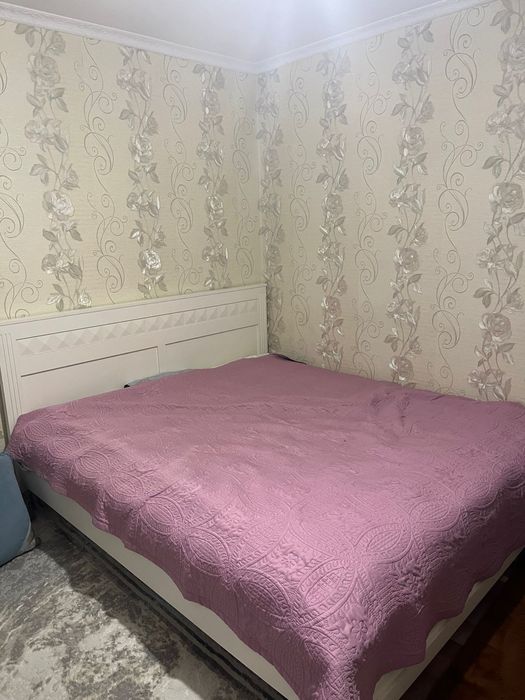 Қос төсек сатам70000