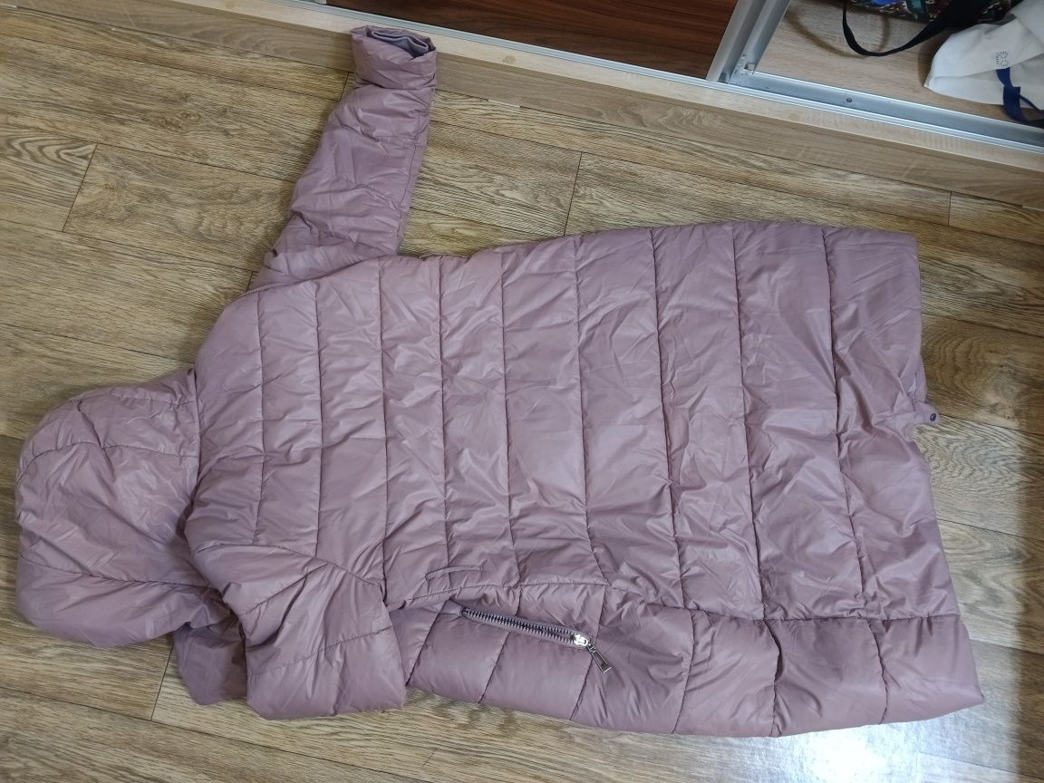 Срочно продам женскую куртку