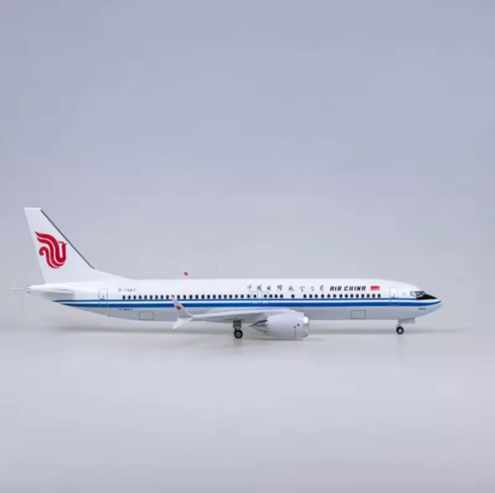 47 CM! Super macheta LED business de avion Boeing 737 Max 8 Air China
