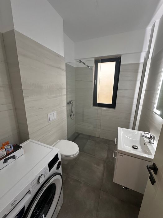 Inchiriez apartament cu o camera