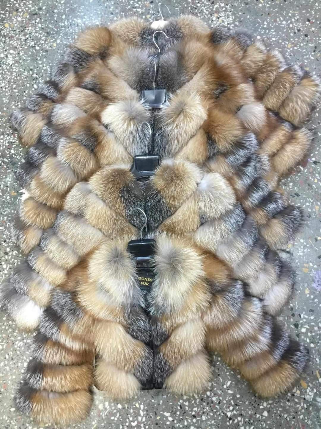 Hainuta de Blana copii