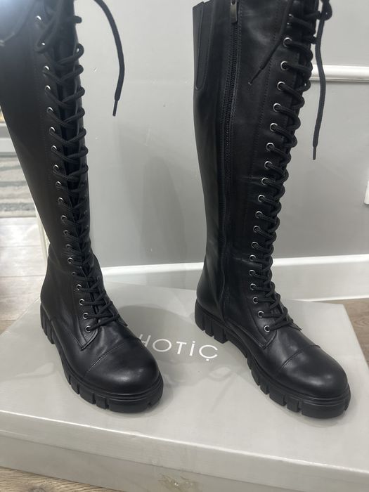 Продам осенние сапоги