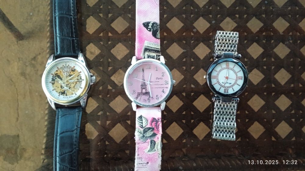 продае́тся часы механический ROLEX mehanika