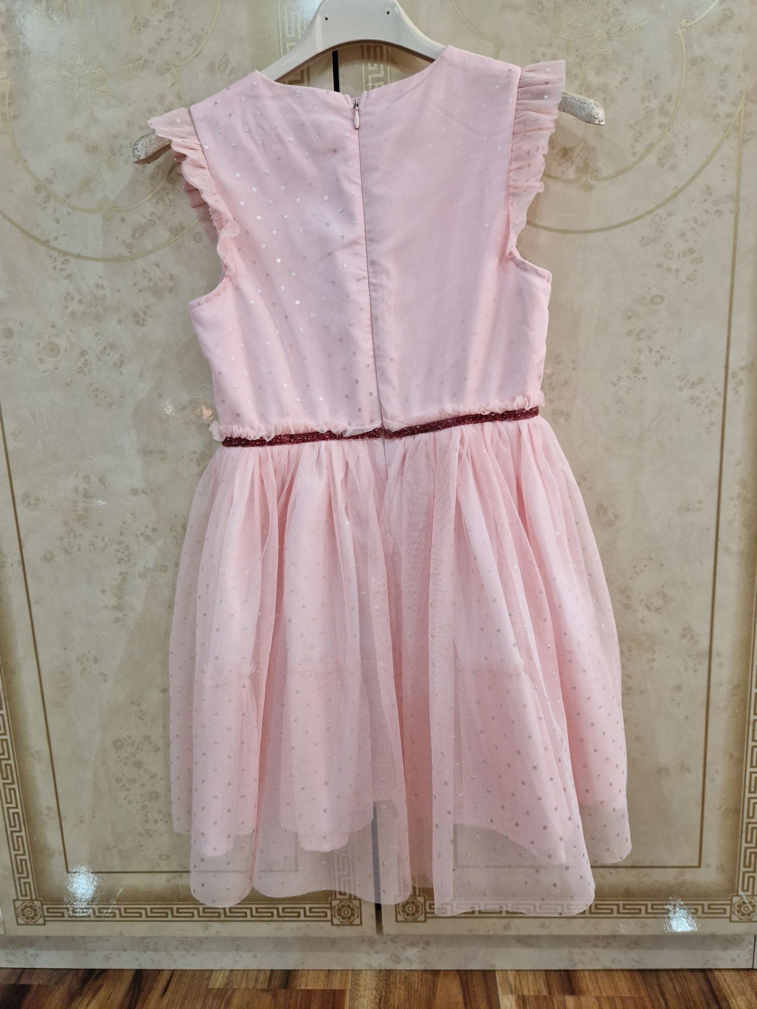 Rochie superba pt 8-9 ani