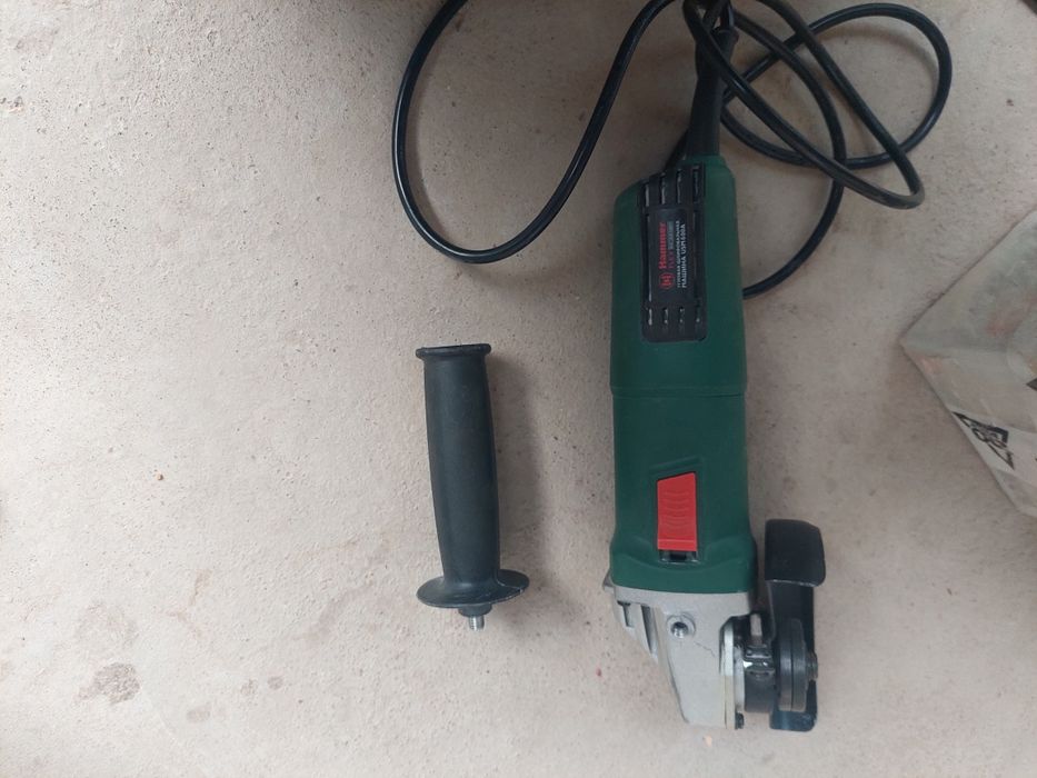 УШМ Болгарка сотилади