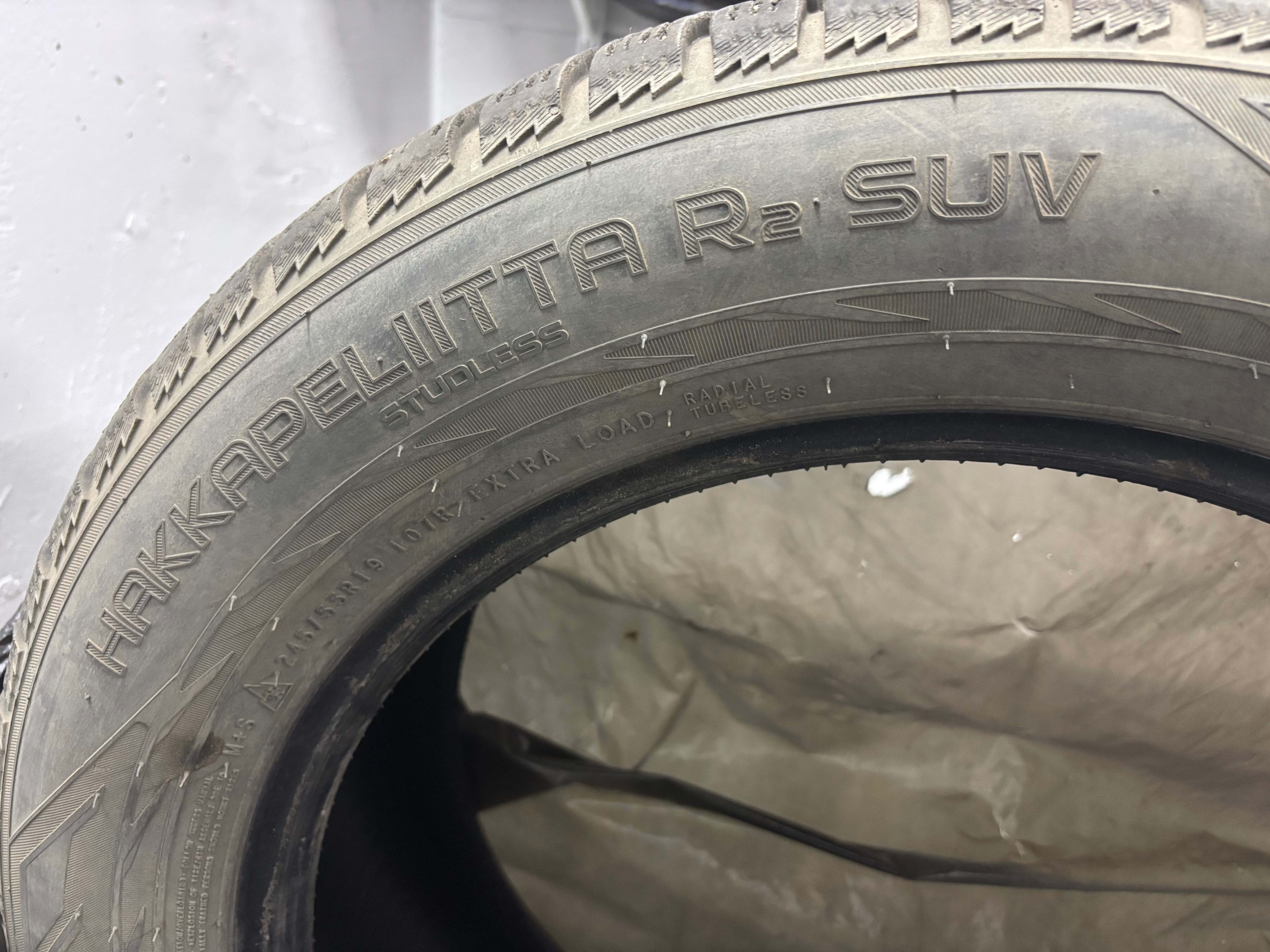 Продам шины Nokian Hakkapeliitta R2 SUV