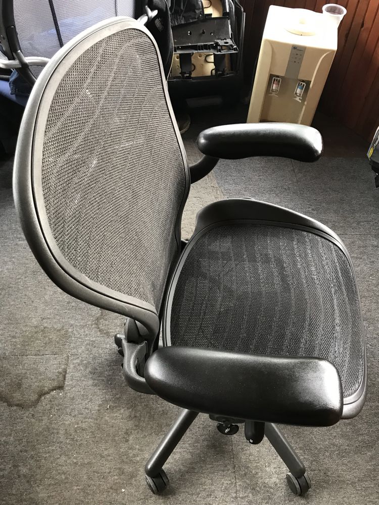 Herman Miller (Aeron)-ергономичен офис работен стол,Размер-B-2010 г.