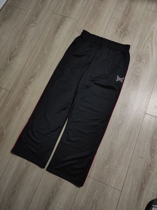 Спортни панталони Tapout (Оригинал) ( Y2K,Sk8, rap, baggy pants)