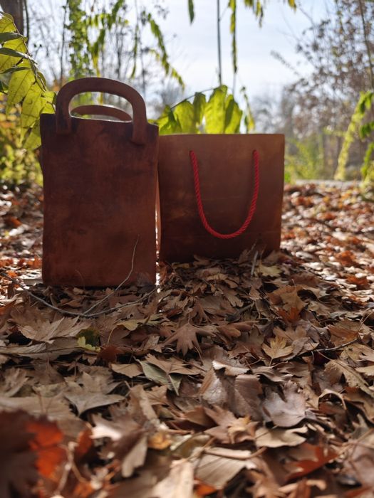 Керамические вазы "пакет"