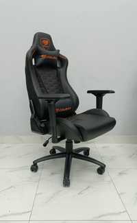 Игровое кресло, геймерское кресло модель Cougar