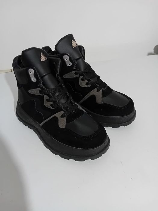 Ghete imblanite negru