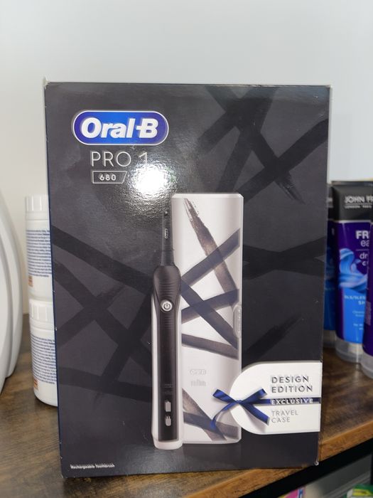 Periuta de dinti electrica Oral-B Pro 1