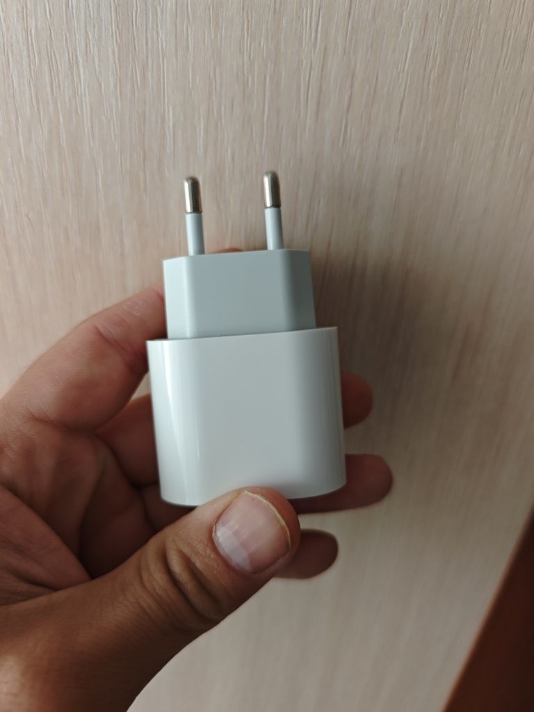 Зарядка адаптер айфон 20w