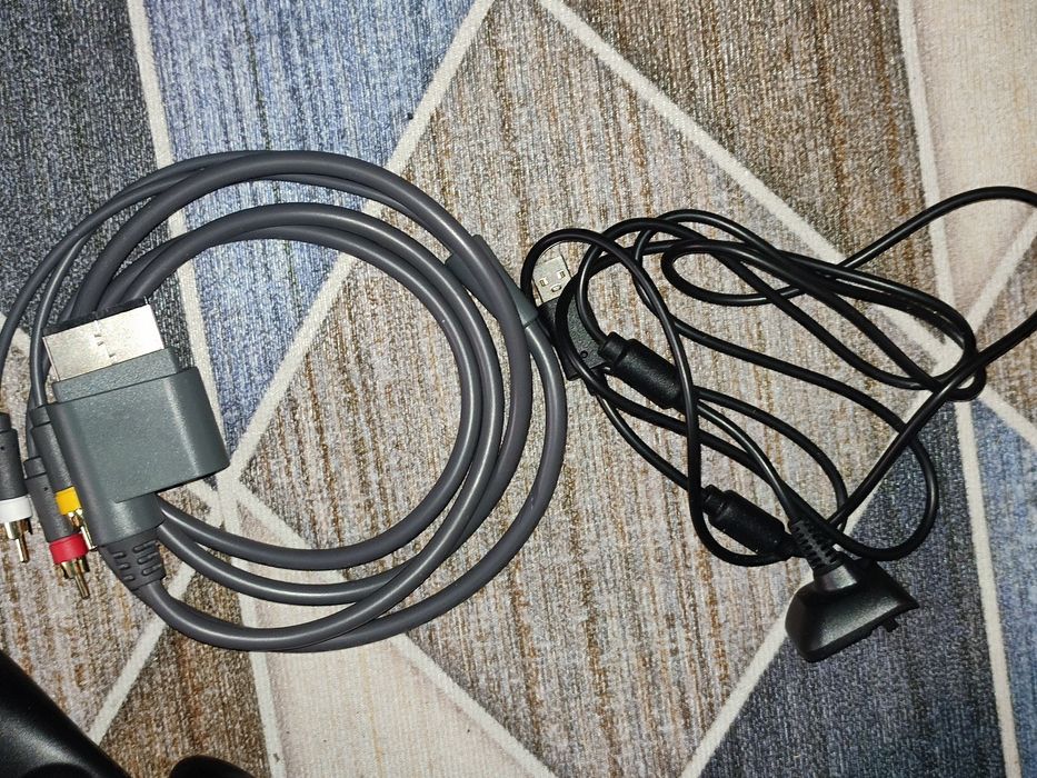 Приставка xbox 360 slim