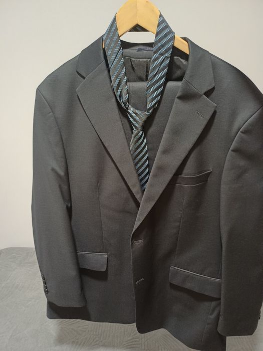 Продам костюм. Размер 58.