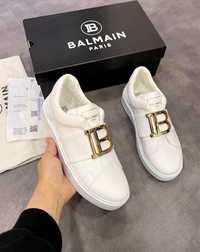 Adidasi Balmain albi