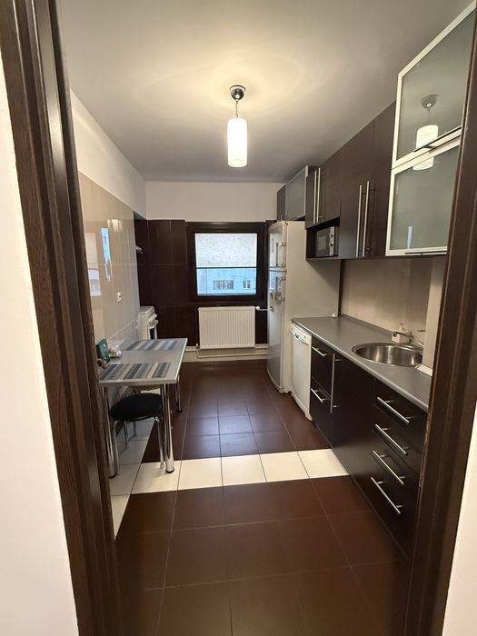 apartament 2 camere zona Piata Mihai Viteazu
