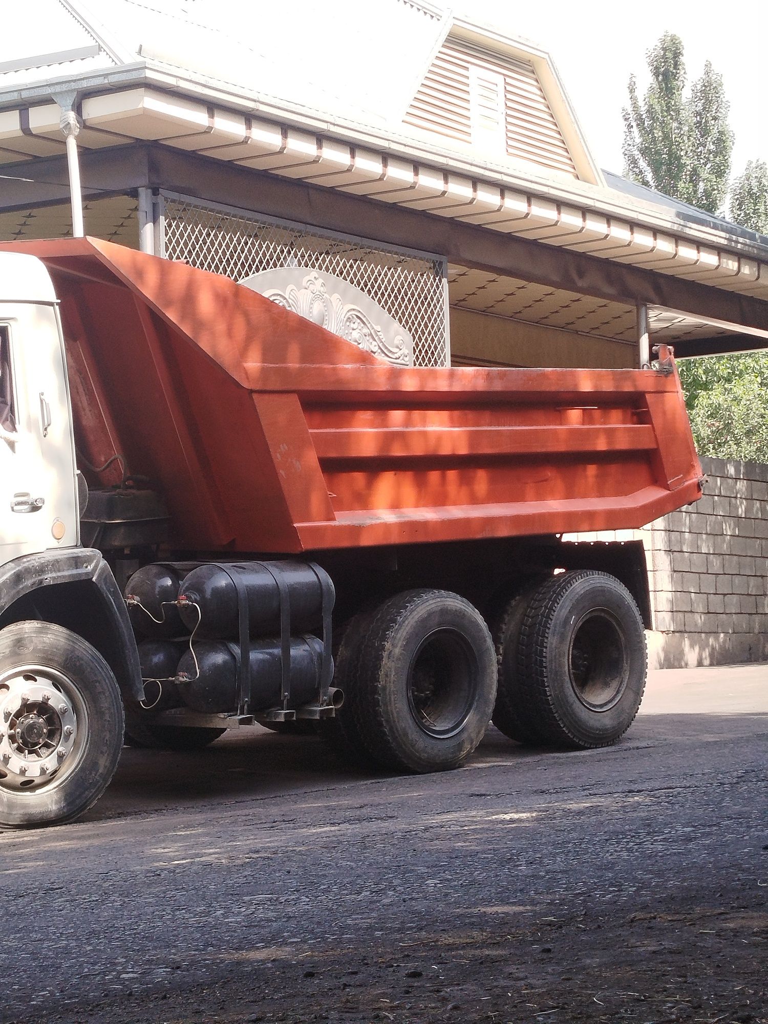 Kamaz yevro 1 sotiladi