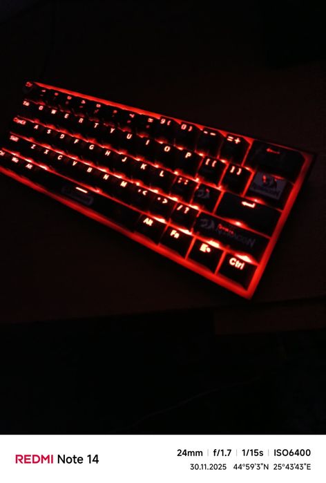 Tastatură mecanică