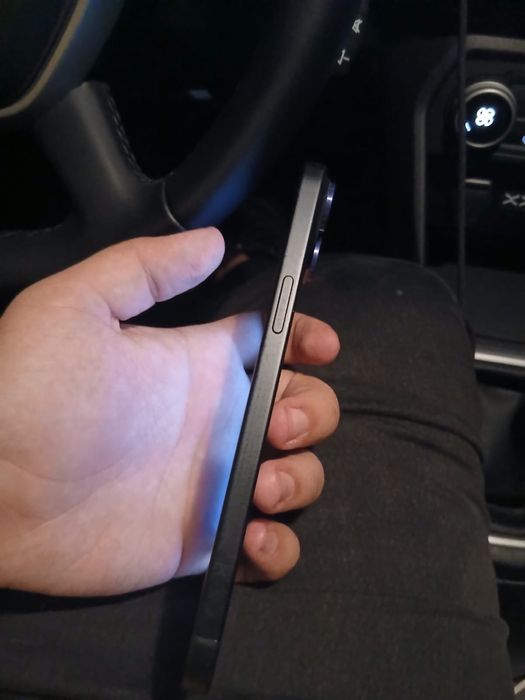 Vand iphone 15 plus 128gb