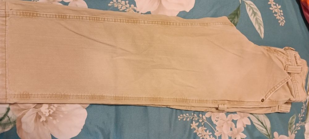 Брюки на мальчика 7-8 лет