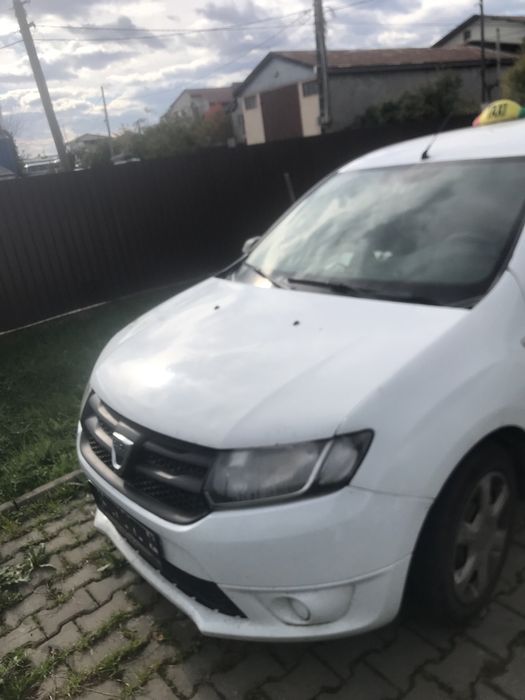 Dacia Logan 2015  1.2  Pentru piese