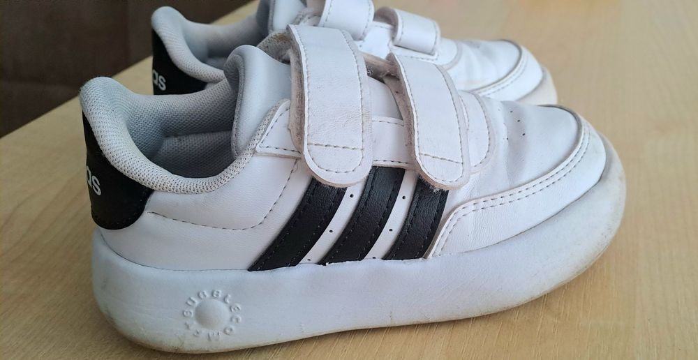 Adidași copii cu scai