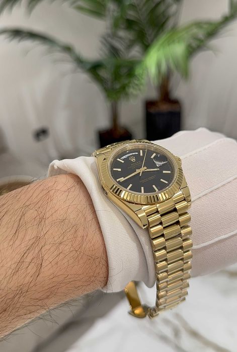 Rolex Day-Date 40mm златисто/черно