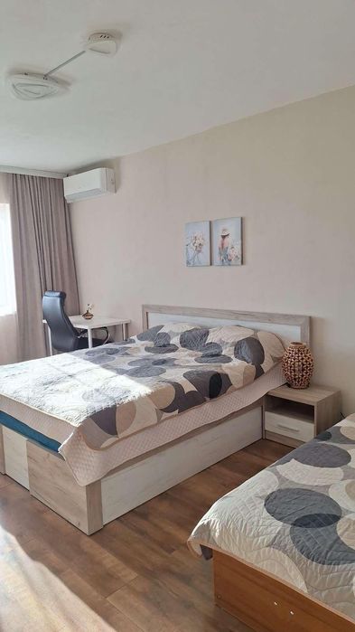 Дава се под наем Двустаен апартамент в Варна, Цветен квартал - 68 кв.м за 650 € - Снимка #8