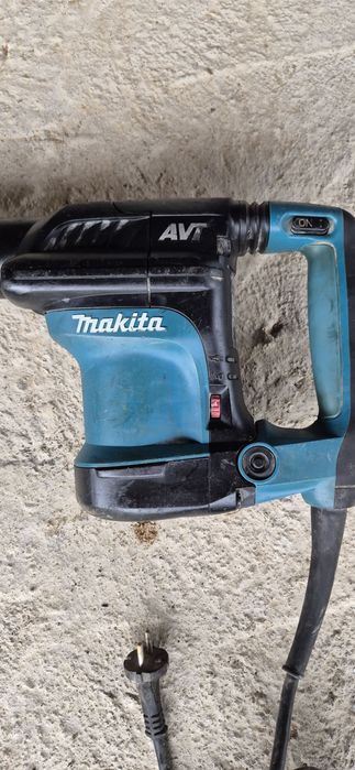 Picamer/ciocan demolator Makita HM0871C