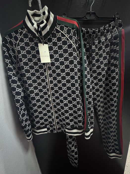 Trening unisex marimea L