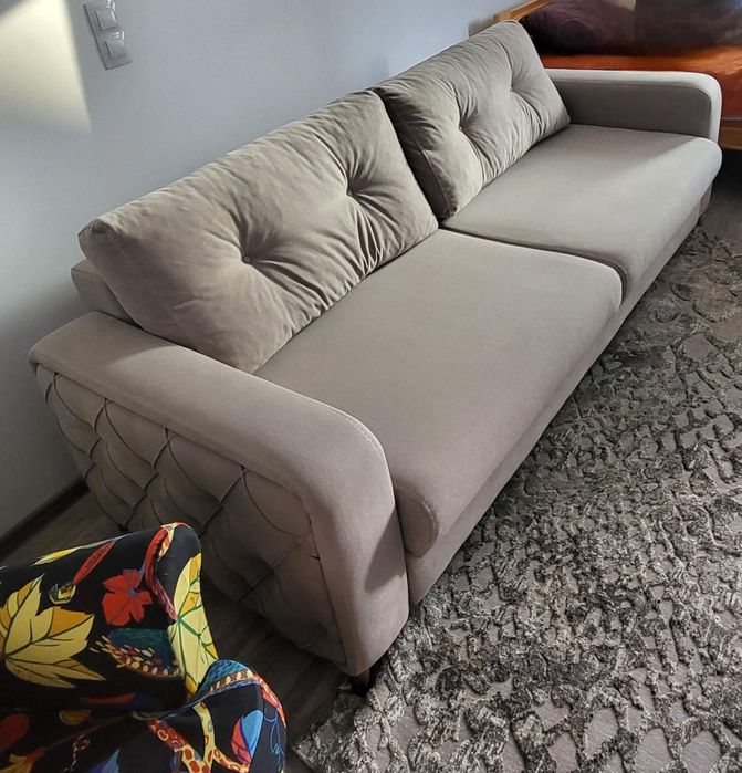 Почти чисто нов диван "Ралица"