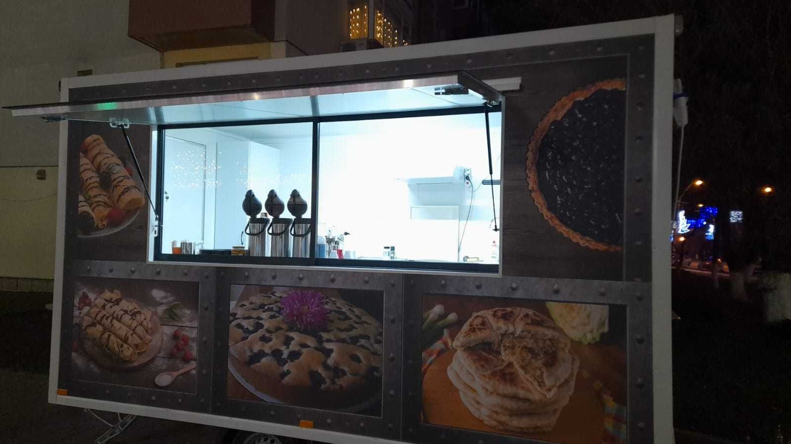 Rulota comerciala clătite limonadă înghețată cafea plăcintă