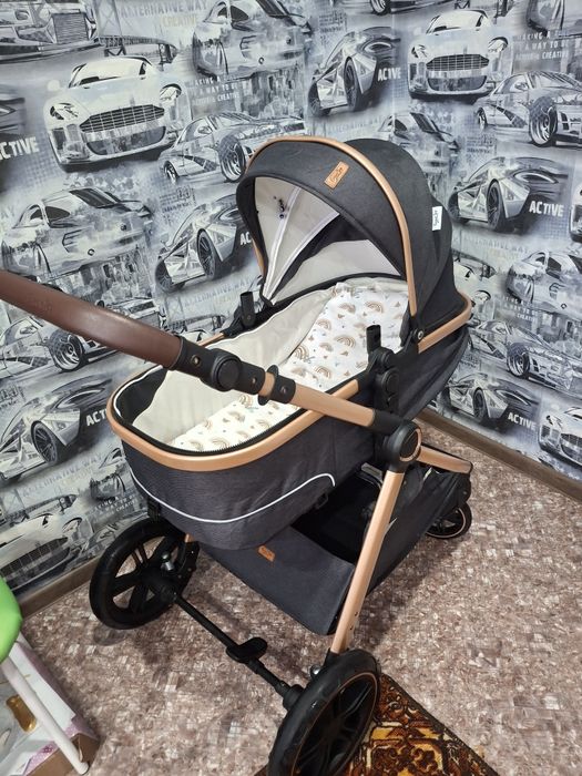 Продам коляску зима/лето