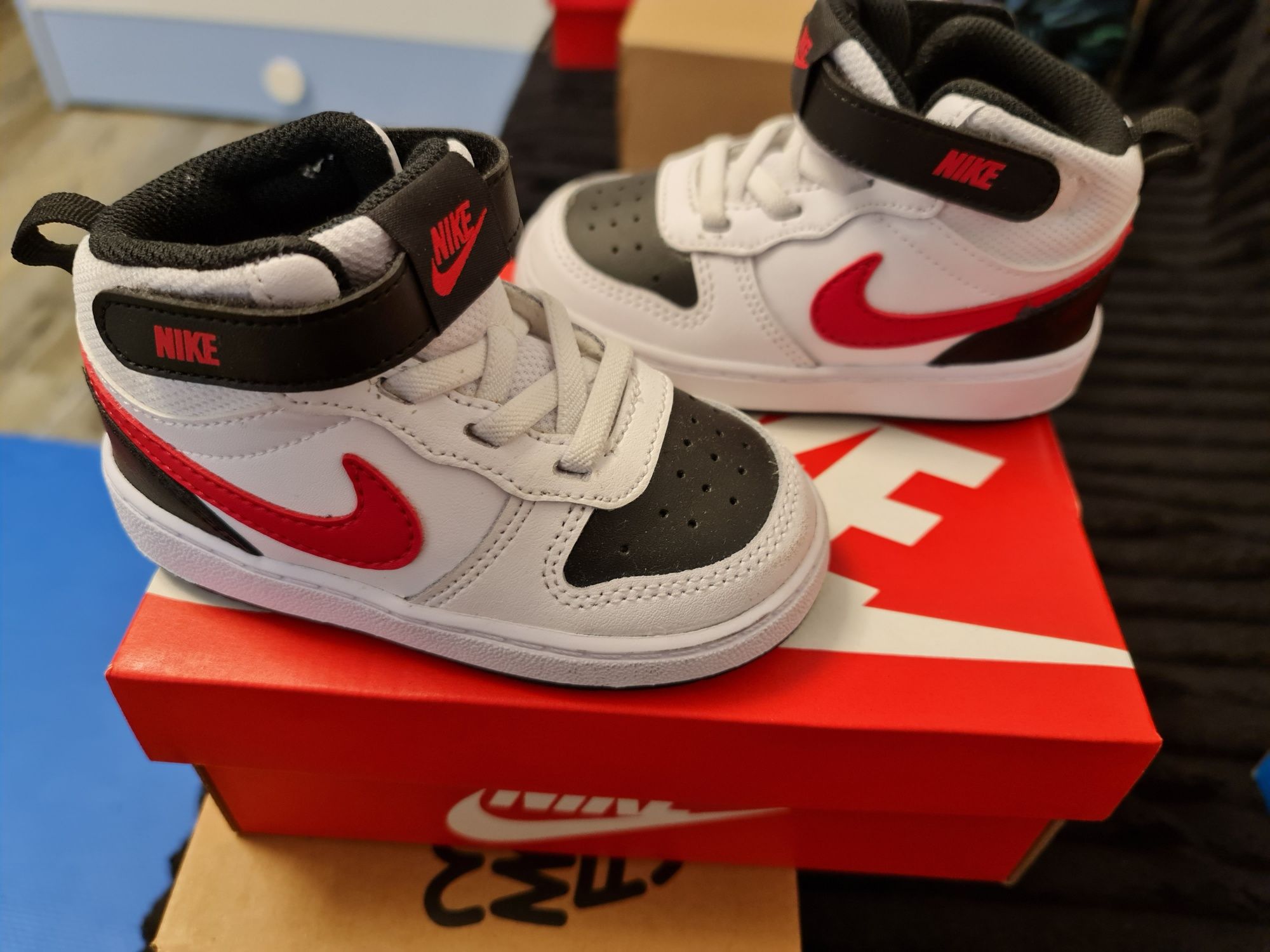 Ghetuțe-adidași unisex Nike, noi cu eticheta!