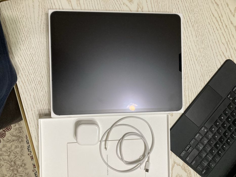 iPad Pro 12.9 M1 / Sim Card