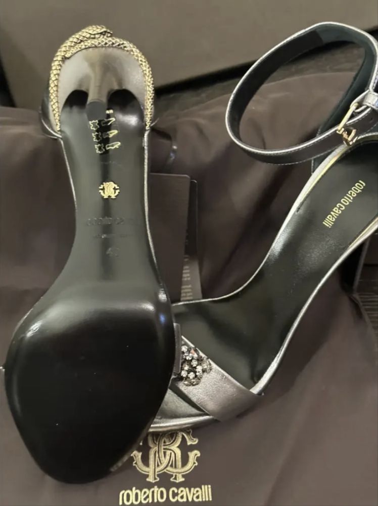 Sandale Roberto Cavalli,mas 40 IT,autentici 100% Noi Ocazie!