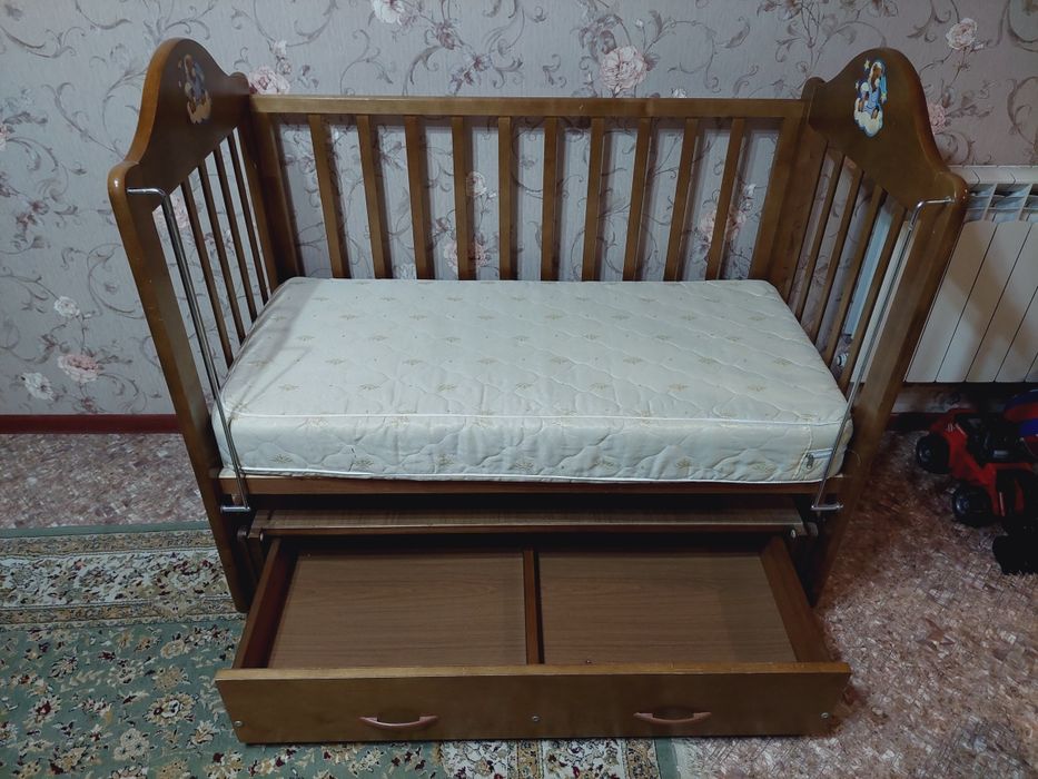Продам дет. кроватку с матрасом 20.000