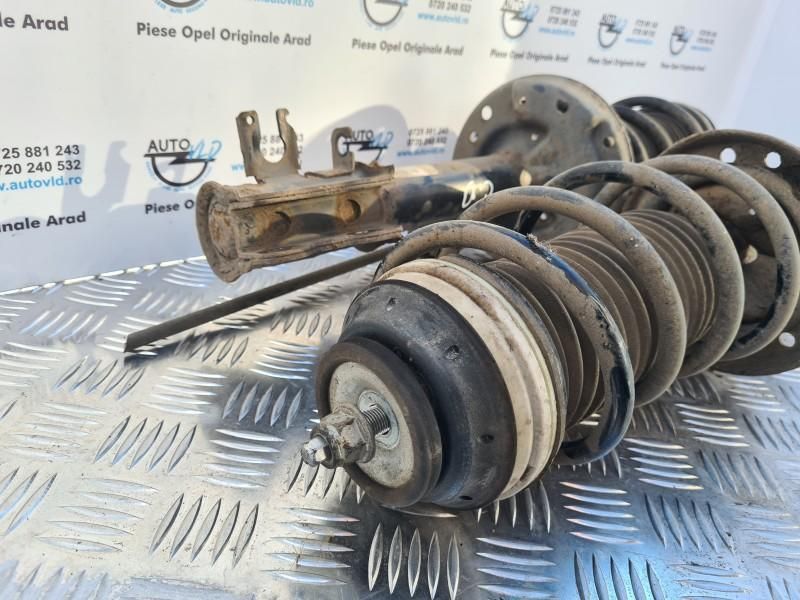 Amortizor stanga fata dreapta fata Opel Corsa D 1.2i 59 kw 80 cp; 1.0