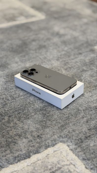 IPhone 15 pro 512 gb