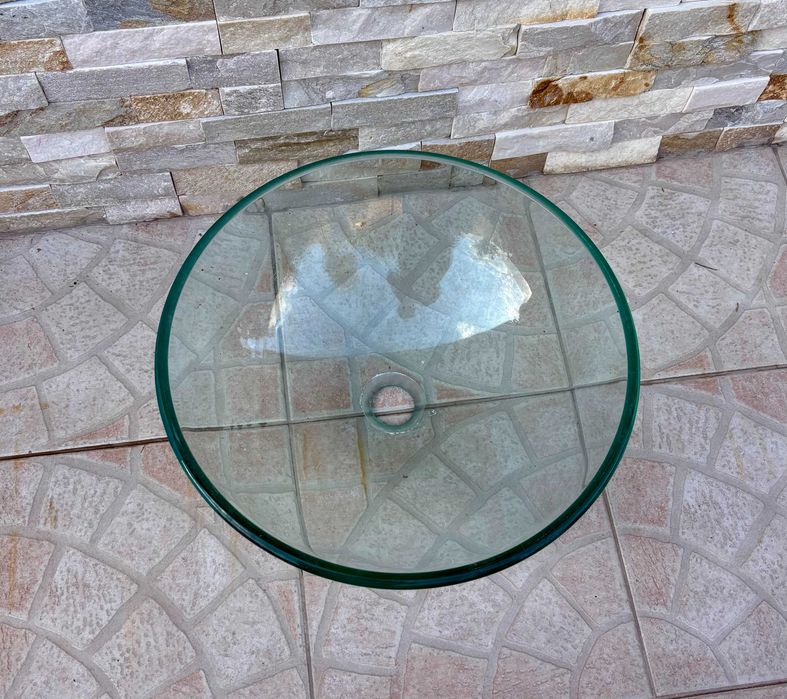 Chiuvetă semisferică-sticlă transparentă-montare pe suprafata-blat