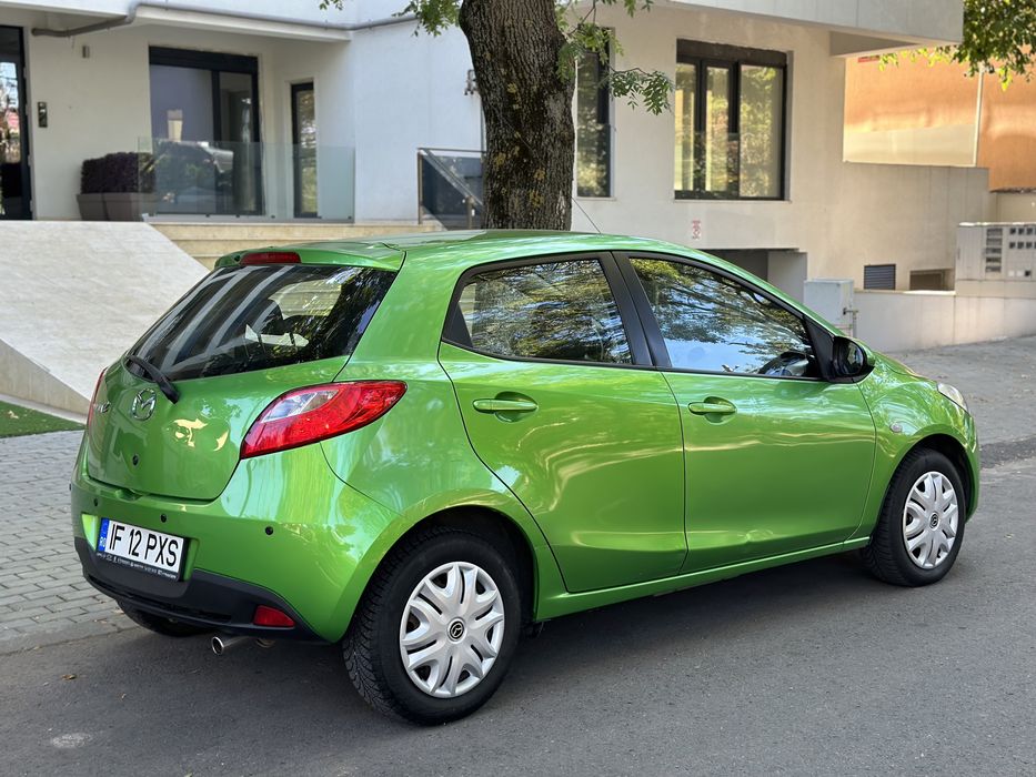 Mazda 2 , 1.3 benzina , full option