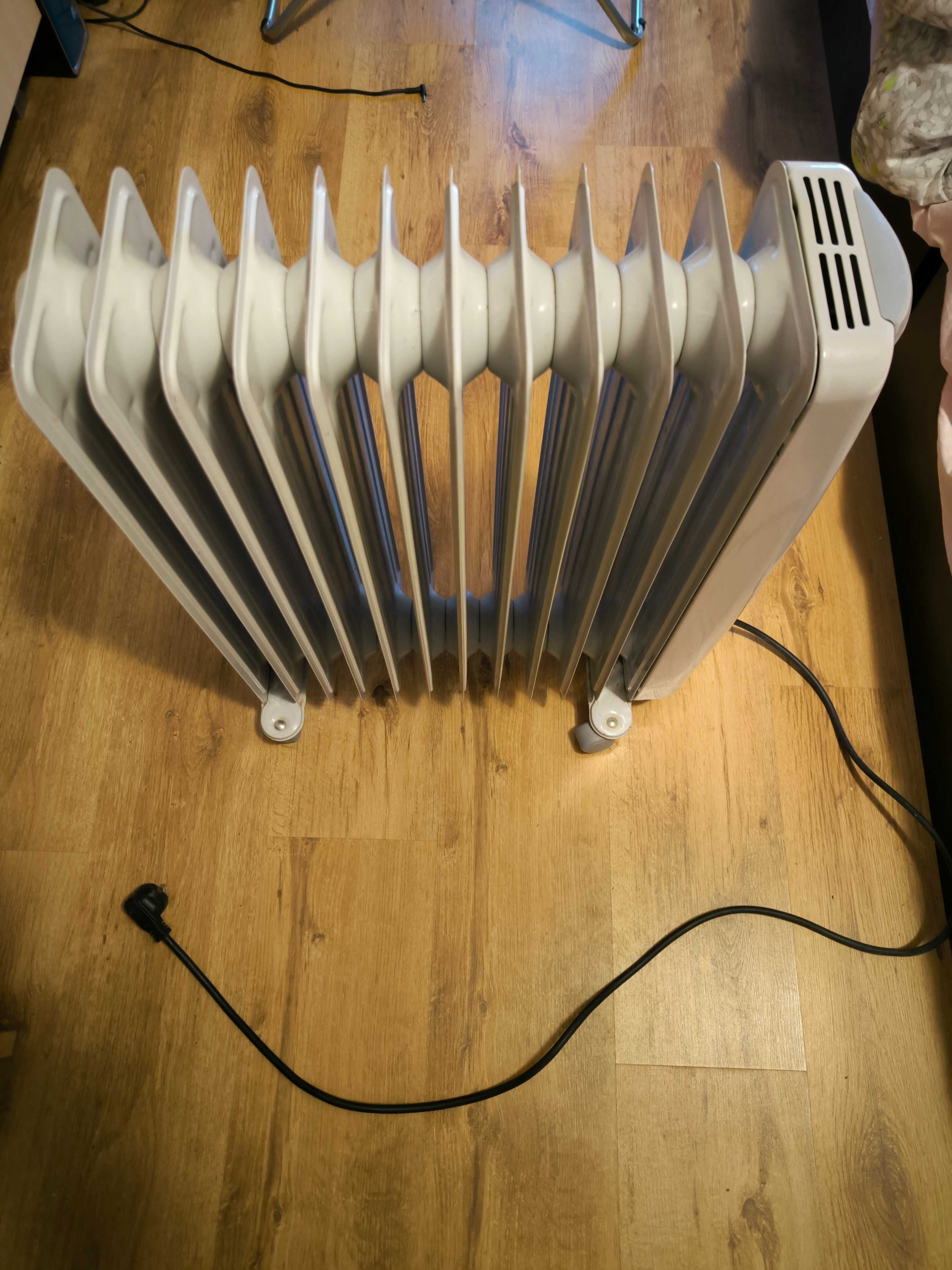 Маслен радиатор Tesy 2500W