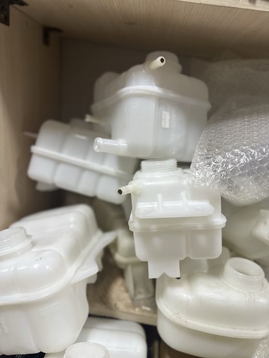 Антфириз бачок для машины