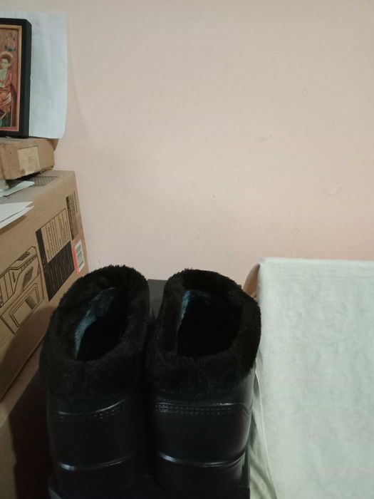 bocanci  barbati  noi   marimea 44-  70   l