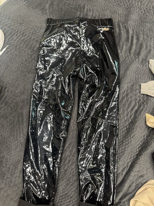 Черен панталон - лак - lynne