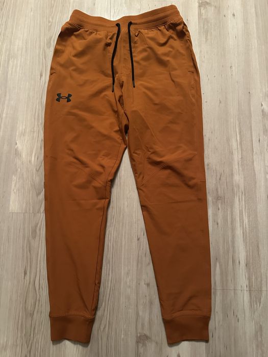 Спортен панталон Under Armour размер М