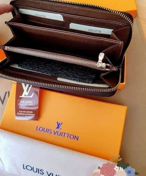 Portofel piele naturala Louis Vuitton,cutie,card,saculet, etichetă